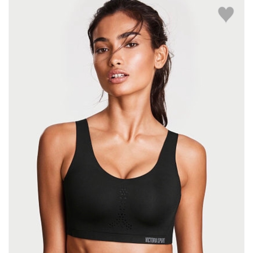 New Victoria’s Secret Black Angel Max Sports Bra